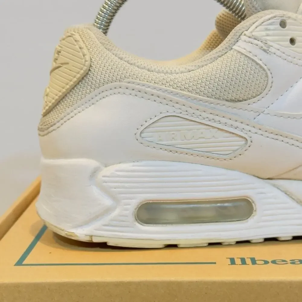 Nike Air Max 90 SE Women's Size 9 Triple White Chunky Comfort Sneakers Shoes